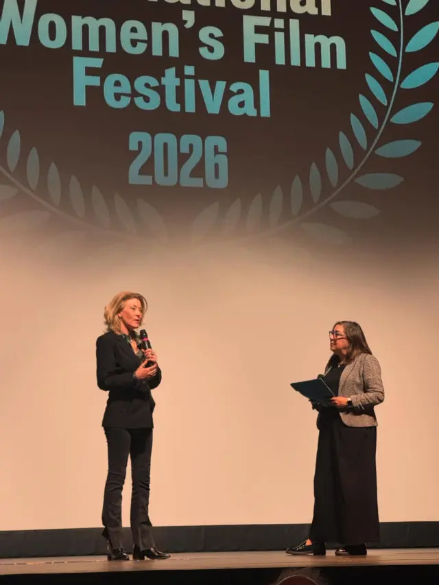 This is why regional festivals rock. 
Such fun being the Honored Guest Filmmaker in Cascadia: Giving my Masterclass - especially sharing many clips from my career all at once and inspiring bright young filmmakers - screening LAST FLIGHT HOME, All The Walls Came Down, and DIG! with passionate audiences / adventuring this beautiful place with my beloved - on bikes, bridges and even boats - making new friends and reuniting with old…
What a gorgeous weekend!
